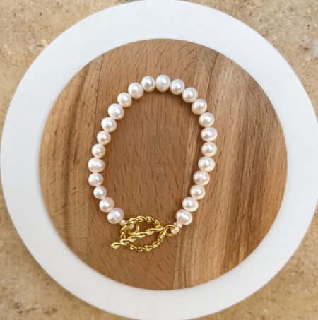 Classic Pearl Bracelet